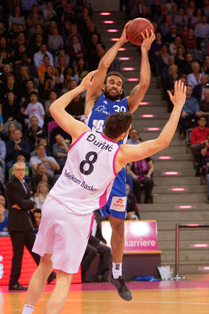 租队开始反 租队开始反