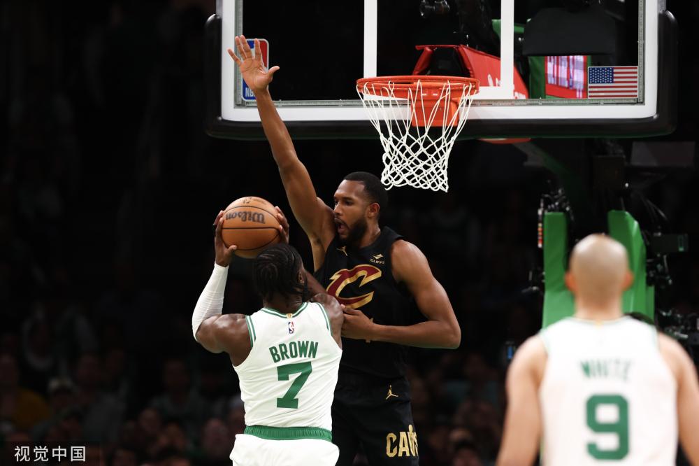 球迷们在享 球迷们在享