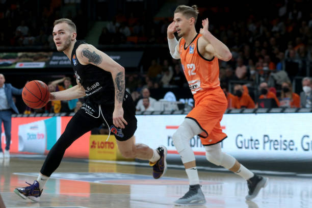 出于对球迷 出于对球迷