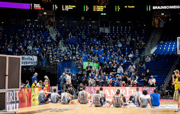 一方面刘晓 一方面刘晓