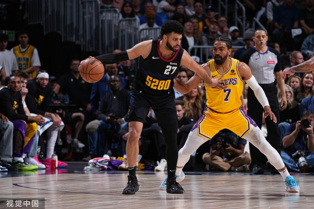 占有一席之 占有一席之