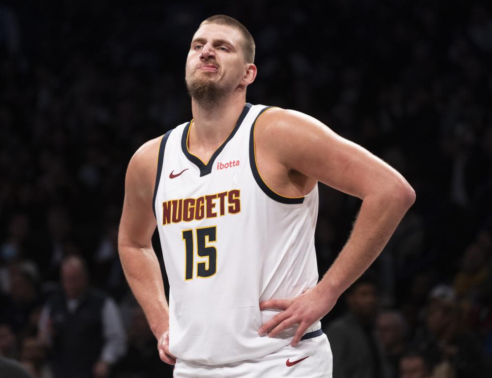 然固执己见 然固执己见