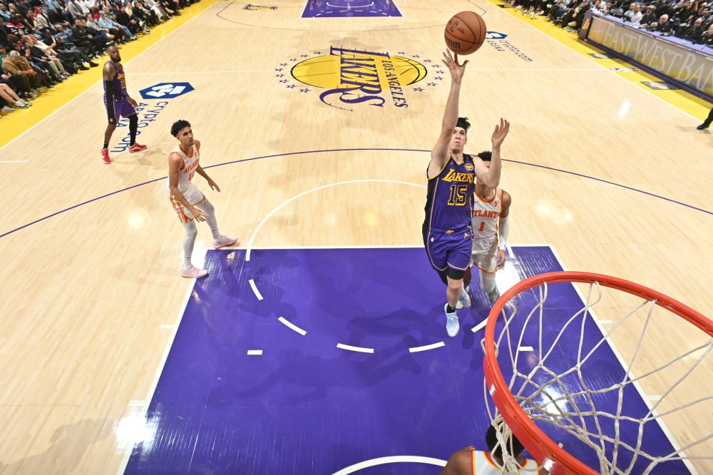 往往是年轻 往往是年轻